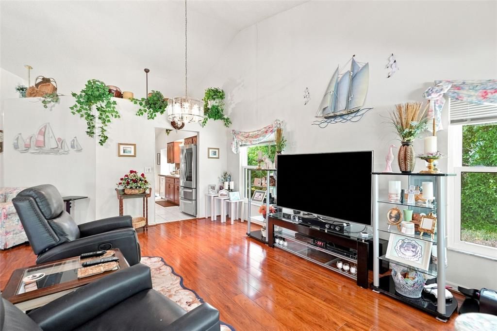 For Sale: $300,000 (3 beds, 2 baths, 1916 Square Feet)