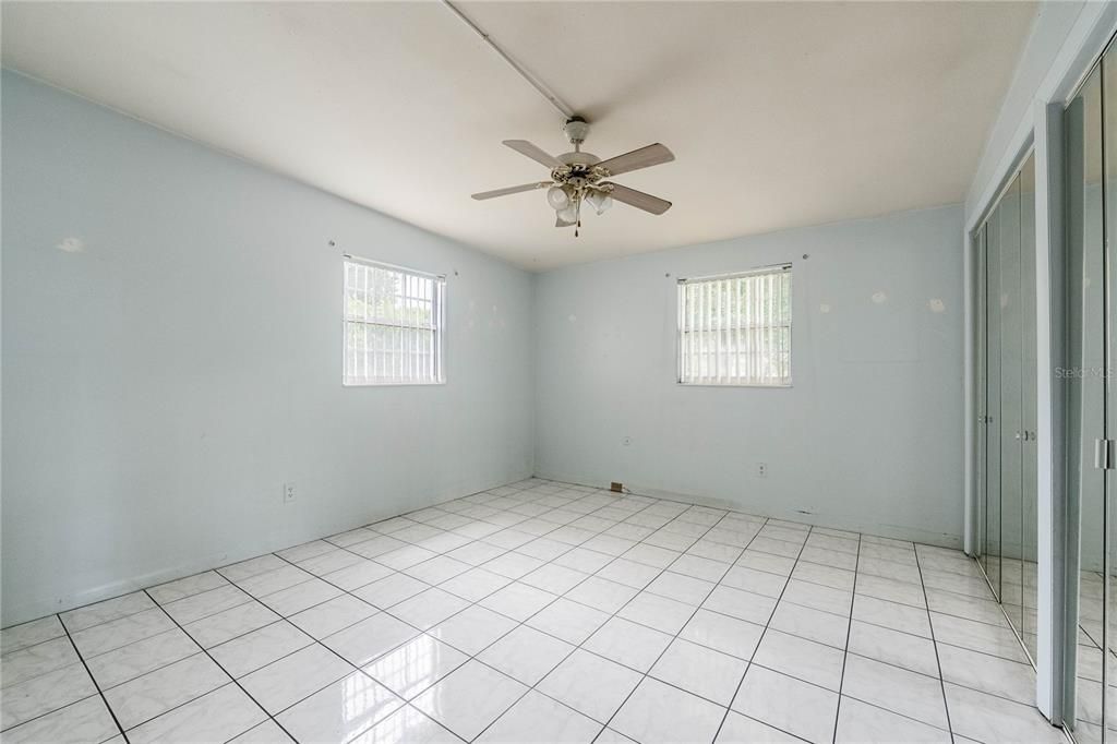 En Venta: $244,900 (2 camas, 2 baños, 1092 Pies cuadrados)