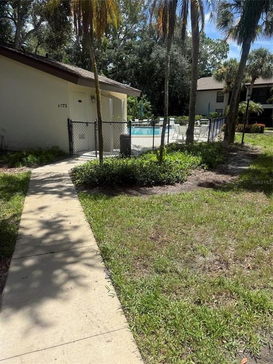 For Rent: $1,900 (2 beds, 2 baths, 1073 Square Feet)