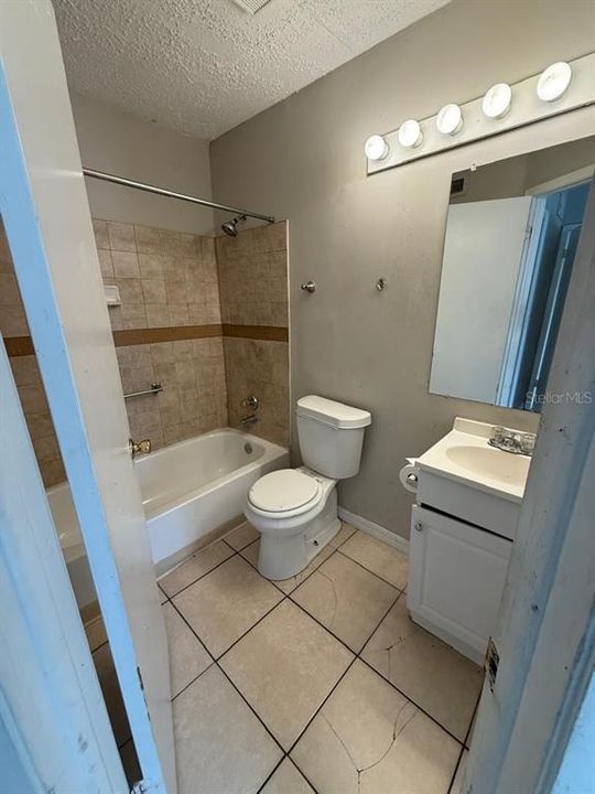For Rent: $1,550 (2 beds, 2 baths, 864 Square Feet)