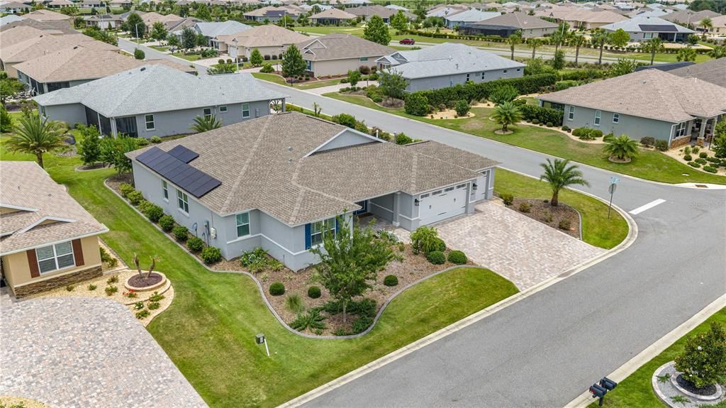 For Sale: $556,800 (3 beds, 3 baths, 2815 Square Feet)