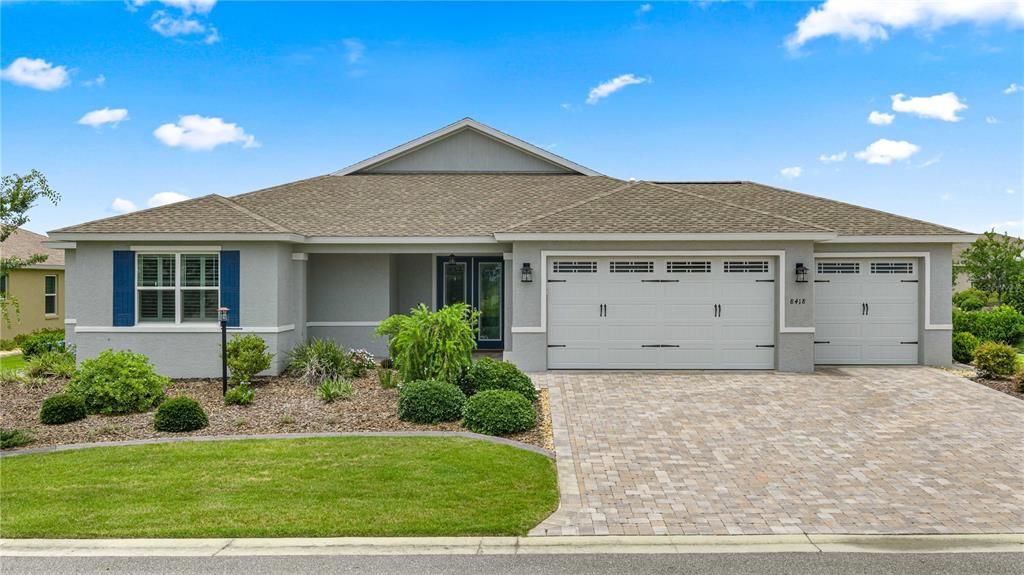 For Sale: $556,800 (3 beds, 3 baths, 2815 Square Feet)