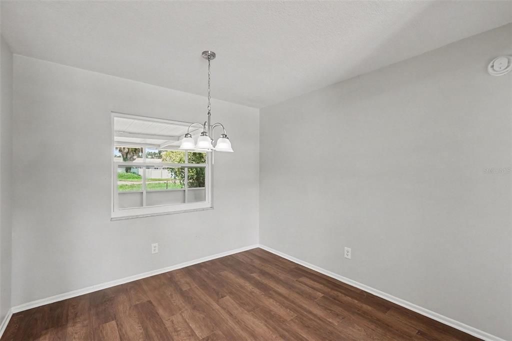 For Sale: $399,900 (3 beds, 2 baths, 1449 Square Feet)