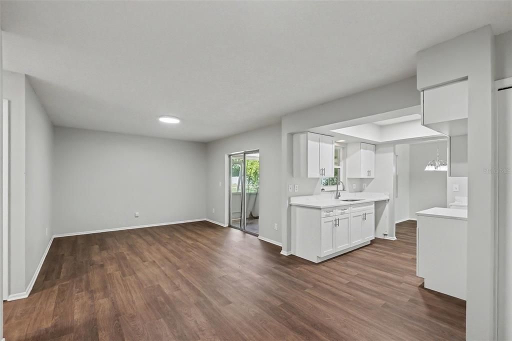 For Sale: $399,900 (3 beds, 2 baths, 1449 Square Feet)