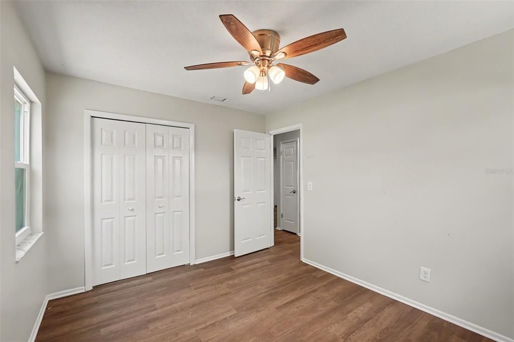 For Sale: $399,900 (3 beds, 2 baths, 1449 Square Feet)