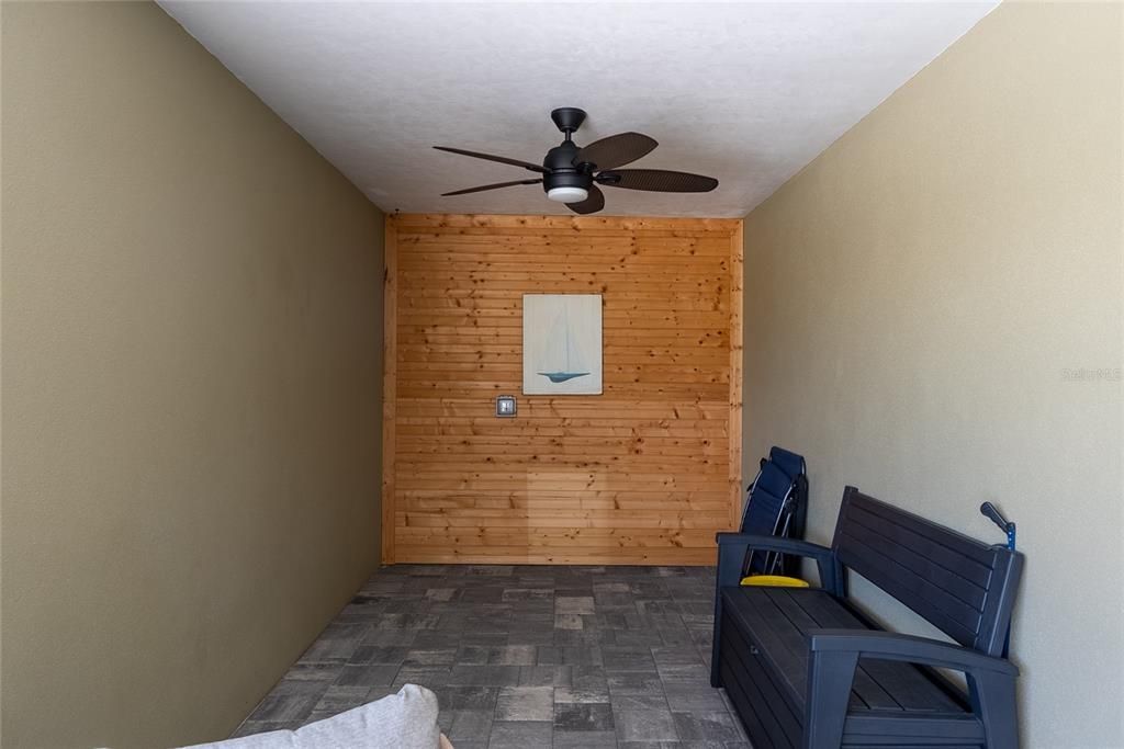 For Sale: $499,900 (3 beds, 2 baths, 1853 Square Feet)