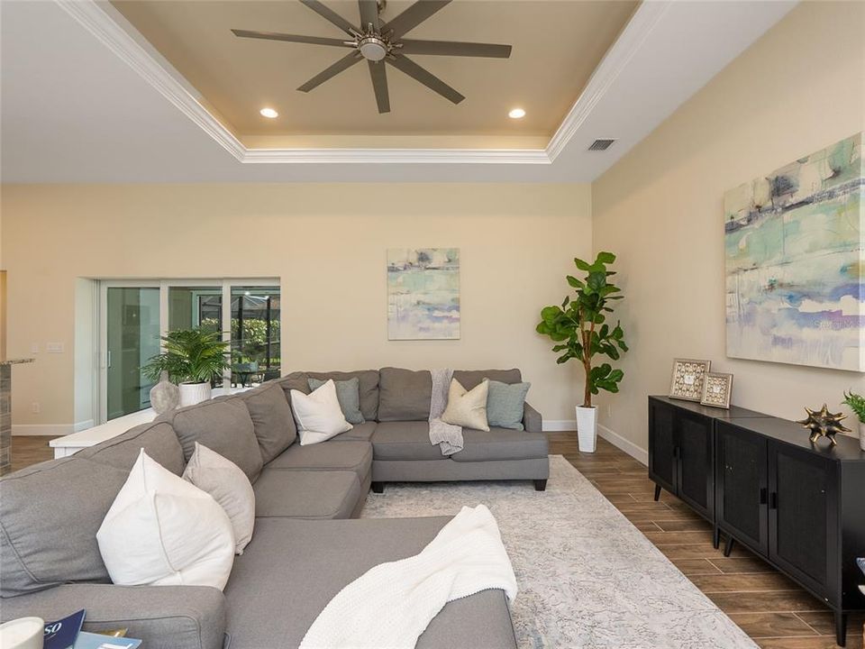 For Sale: $499,900 (3 beds, 2 baths, 1853 Square Feet)