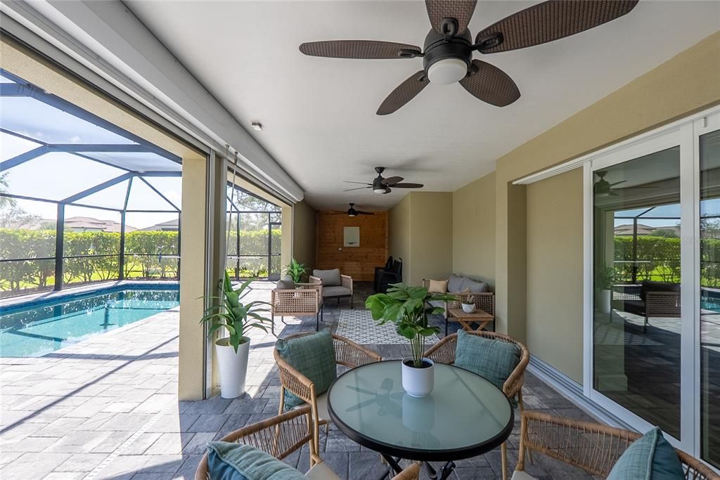 For Sale: $499,900 (3 beds, 2 baths, 1853 Square Feet)