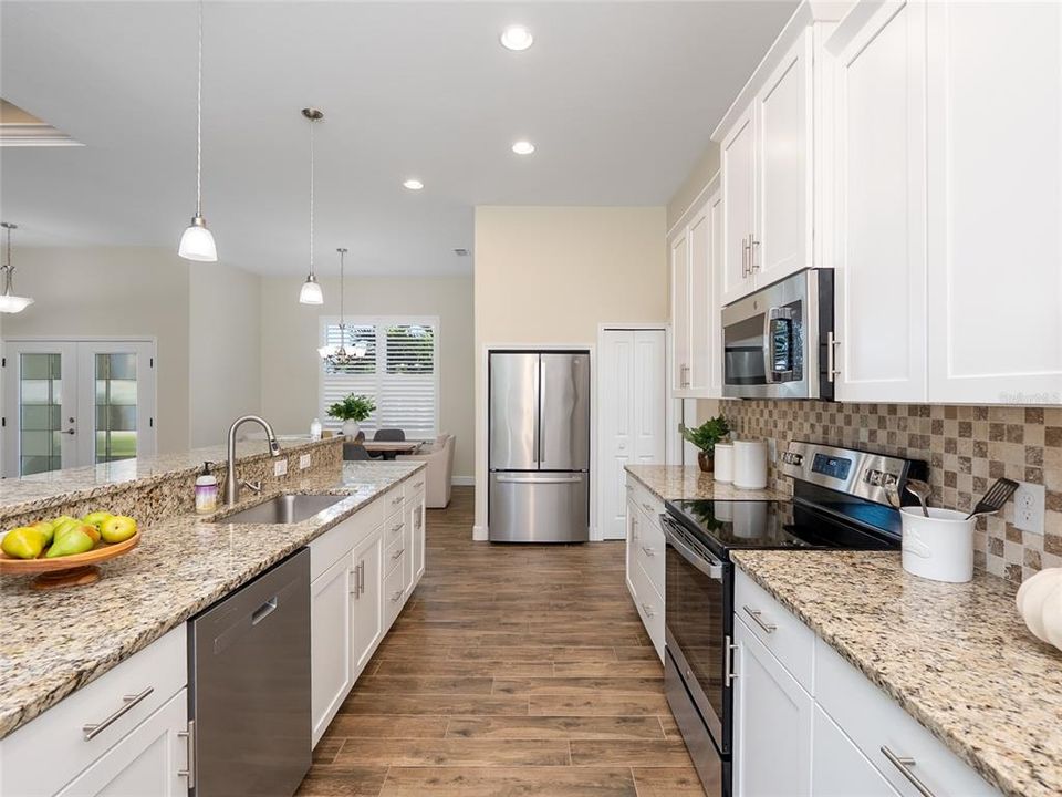 For Sale: $499,900 (3 beds, 2 baths, 1853 Square Feet)