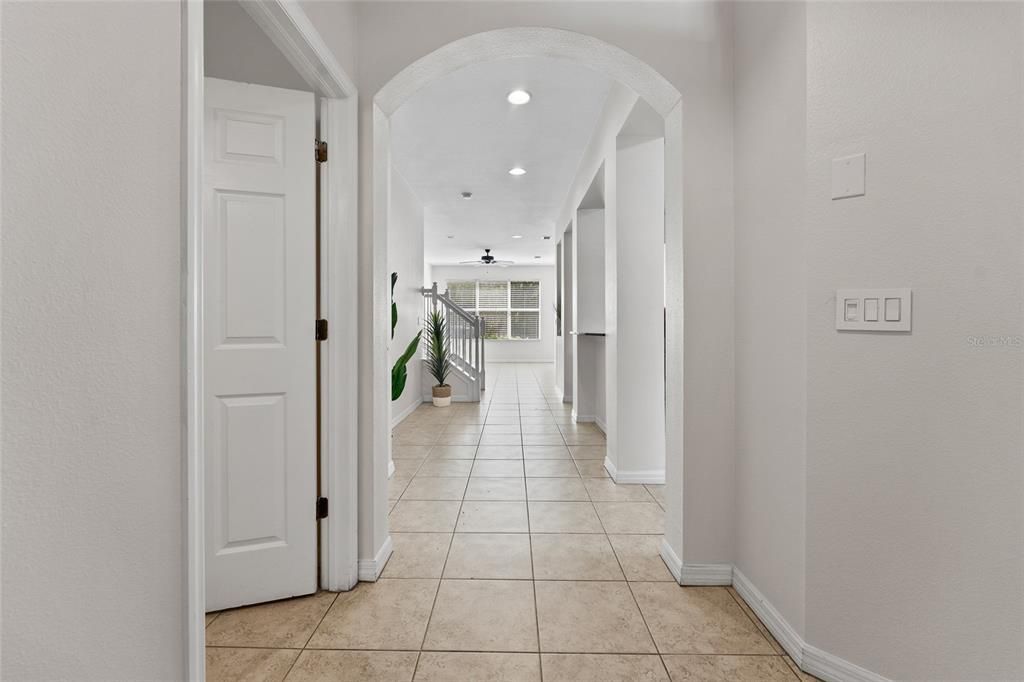 For Rent: $2,975 (3 beds, 2 baths, 1912 Square Feet)
