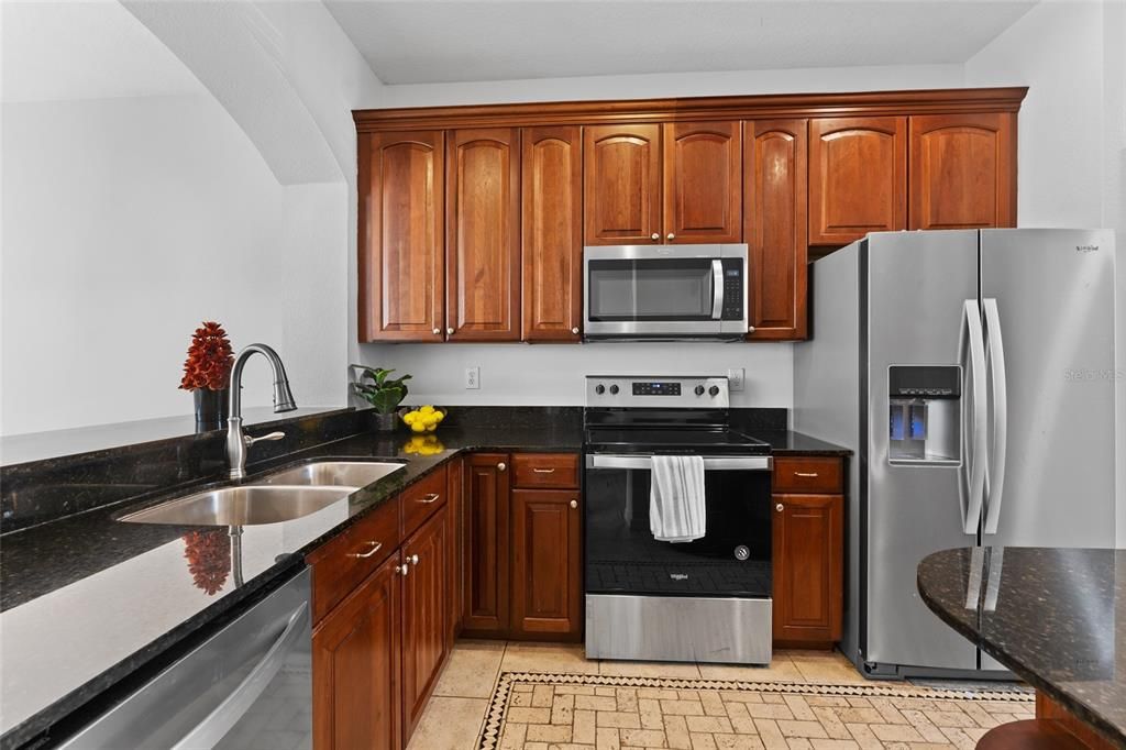 For Rent: $2,975 (3 beds, 2 baths, 1912 Square Feet)