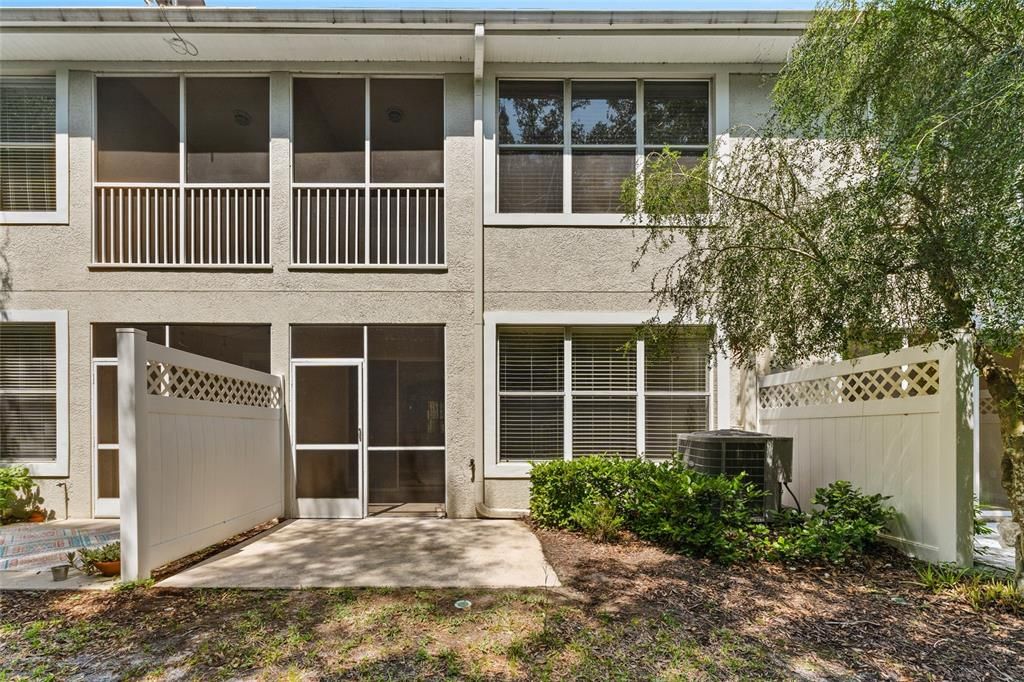 For Rent: $2,975 (3 beds, 2 baths, 1912 Square Feet)