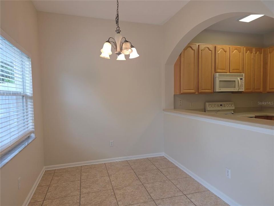 For Rent: $2,300 (3 beds, 2 baths, 1322 Square Feet)