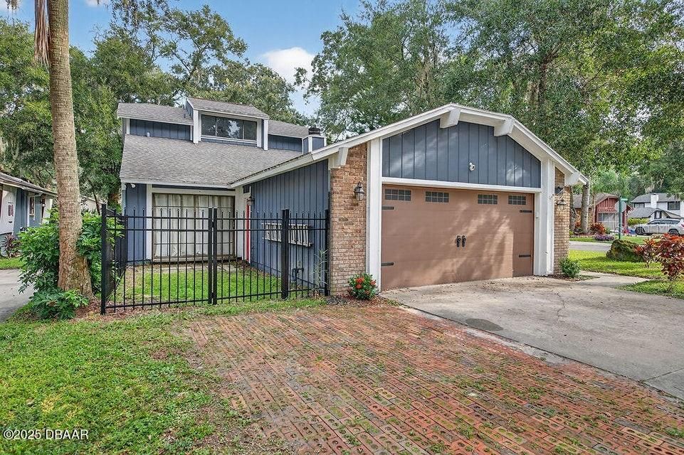 For Sale: $349,750 (4 beds, 2 baths, 1794 Square Feet)