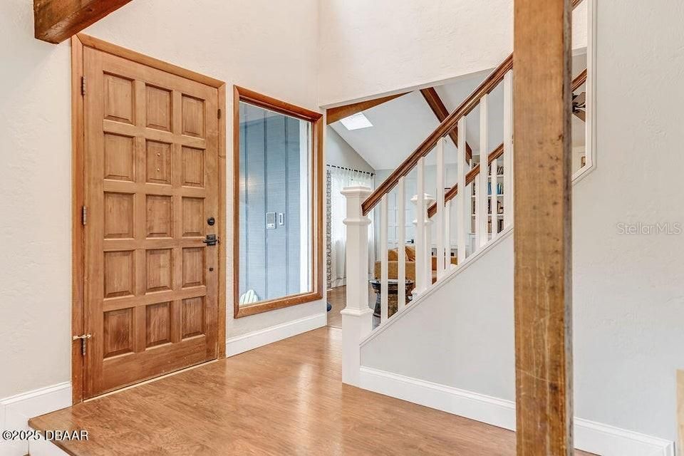 For Sale: $349,750 (4 beds, 2 baths, 1794 Square Feet)