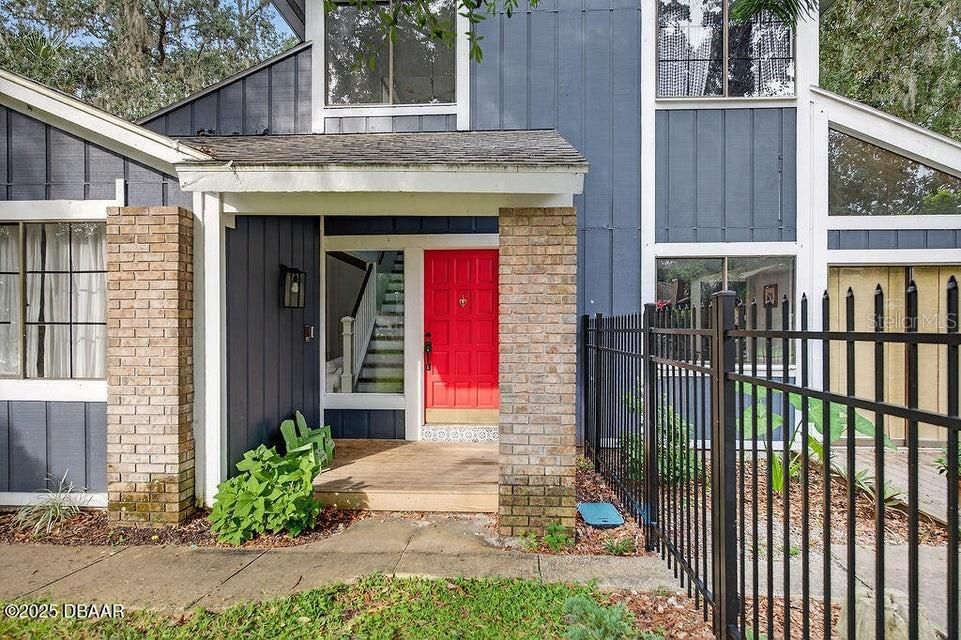 For Sale: $349,750 (4 beds, 2 baths, 1794 Square Feet)