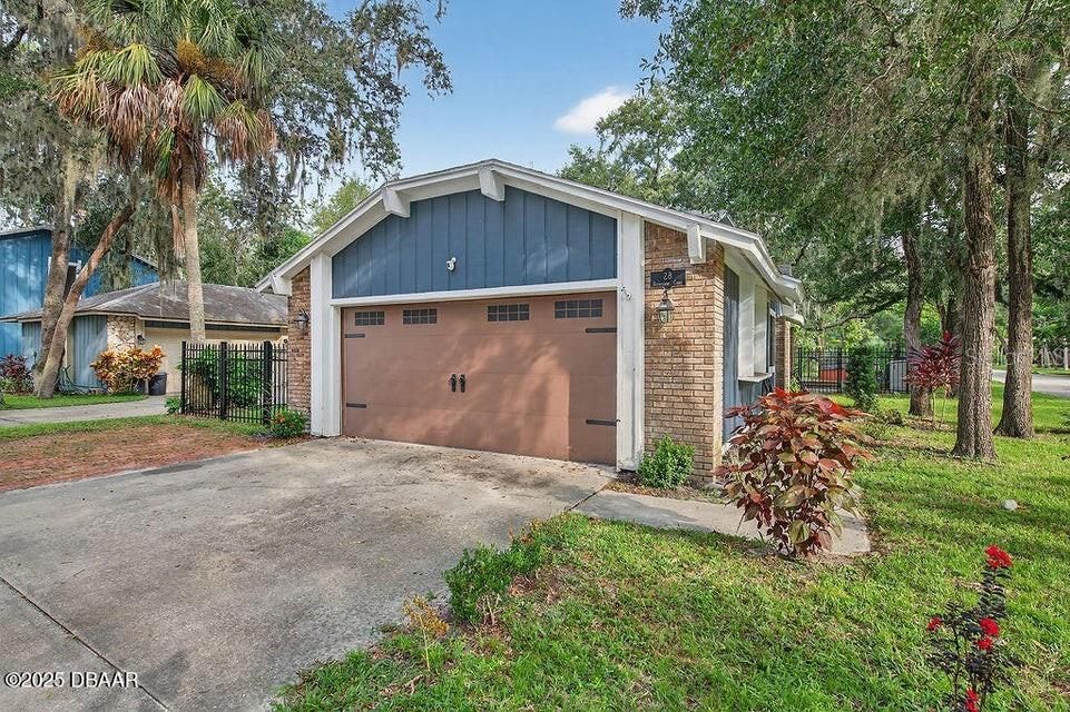 For Sale: $349,750 (4 beds, 2 baths, 1794 Square Feet)