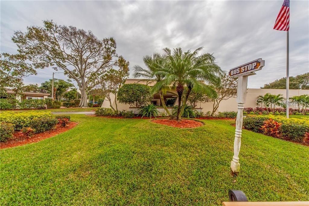 For Rent: $1,950 (2 beds, 2 baths, 1765 Square Feet)