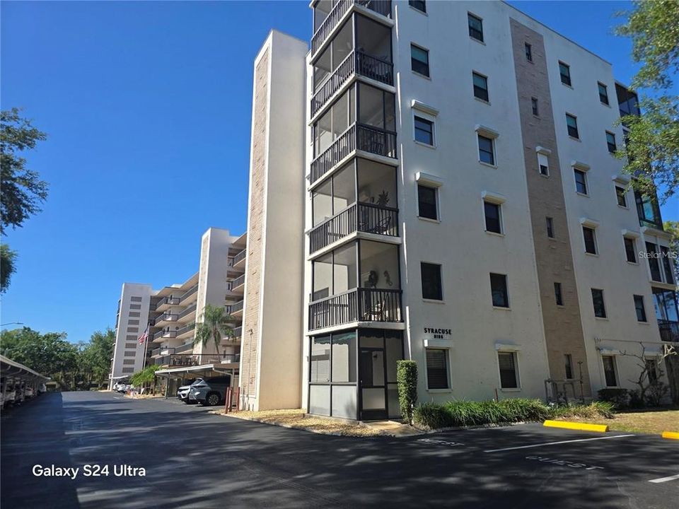 For Rent: $1,950 (2 beds, 2 baths, 1765 Square Feet)