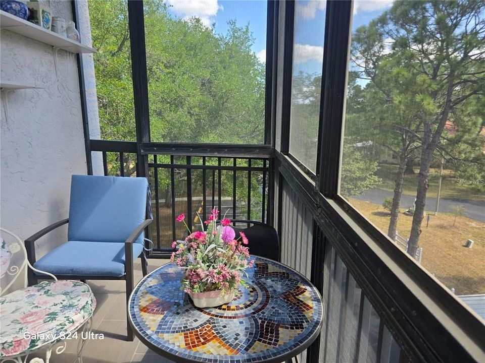 For Rent: $1,950 (2 beds, 2 baths, 1765 Square Feet)
