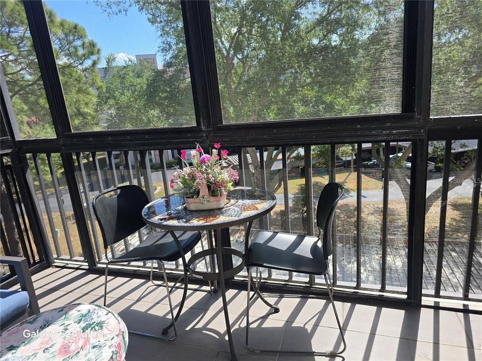 For Rent: $1,950 (2 beds, 2 baths, 1765 Square Feet)