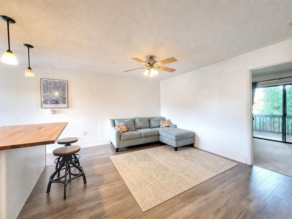 En Venta: $79,900 (2 camas, 1 baños, 876 Pies cuadrados)