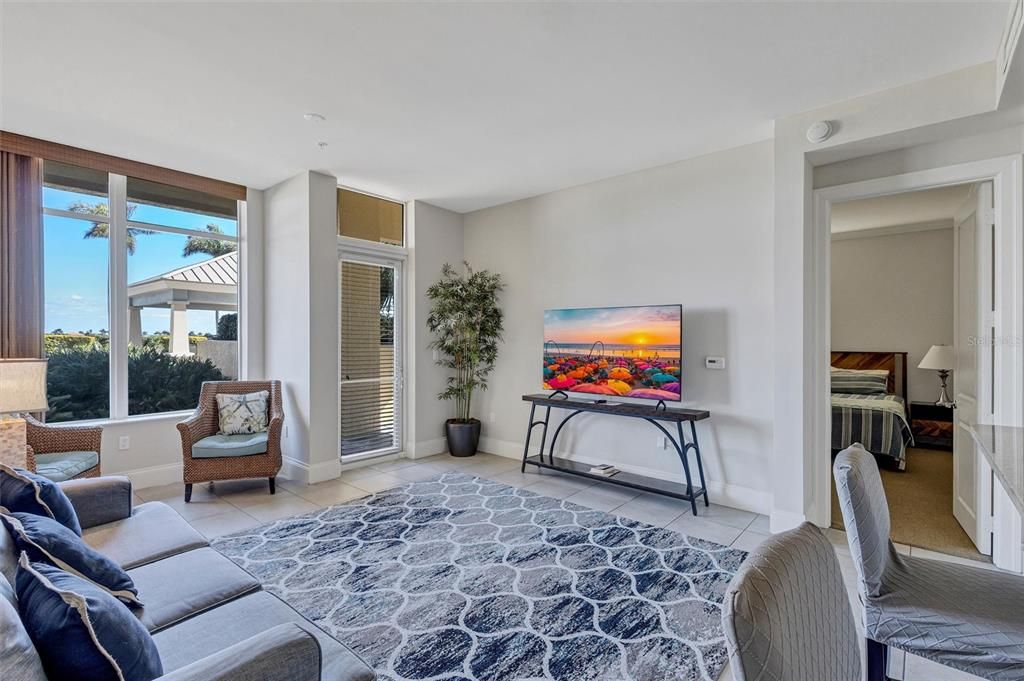 En Venta: $675,000 (2 camas, 2 baños, 1847 Pies cuadrados)
