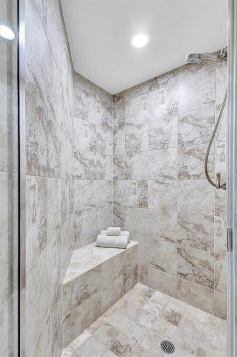 На продажу: $675,000 (2 спален, 2 ванн, 1847 Квадратных фут)