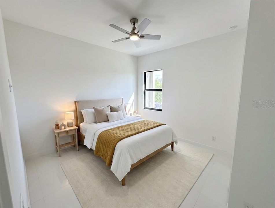 For Sale: $384,000 (4 beds, 3 baths, 1904 Square Feet)