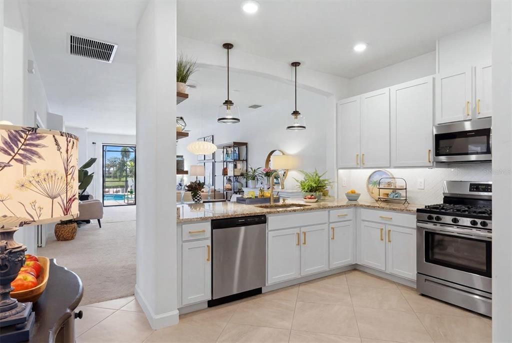 For Sale: $485,000 (3 beds, 2 baths, 1414 Square Feet)