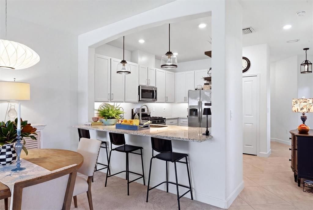 For Sale: $485,000 (3 beds, 2 baths, 1414 Square Feet)