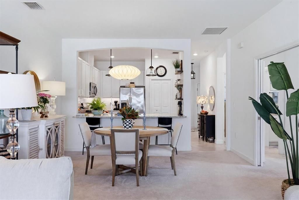 For Sale: $485,000 (3 beds, 2 baths, 1414 Square Feet)