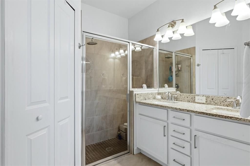 For Sale: $485,000 (3 beds, 2 baths, 1414 Square Feet)