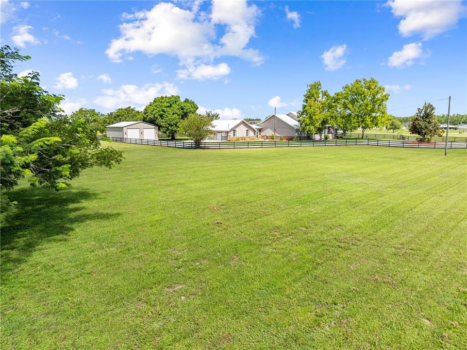 For Sale: $829,900 (3 beds, 2 baths, 2278 Square Feet)