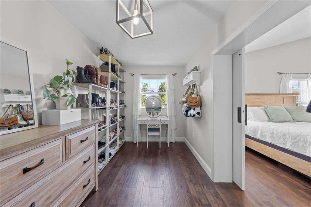For Sale: $829,900 (3 beds, 2 baths, 2278 Square Feet)