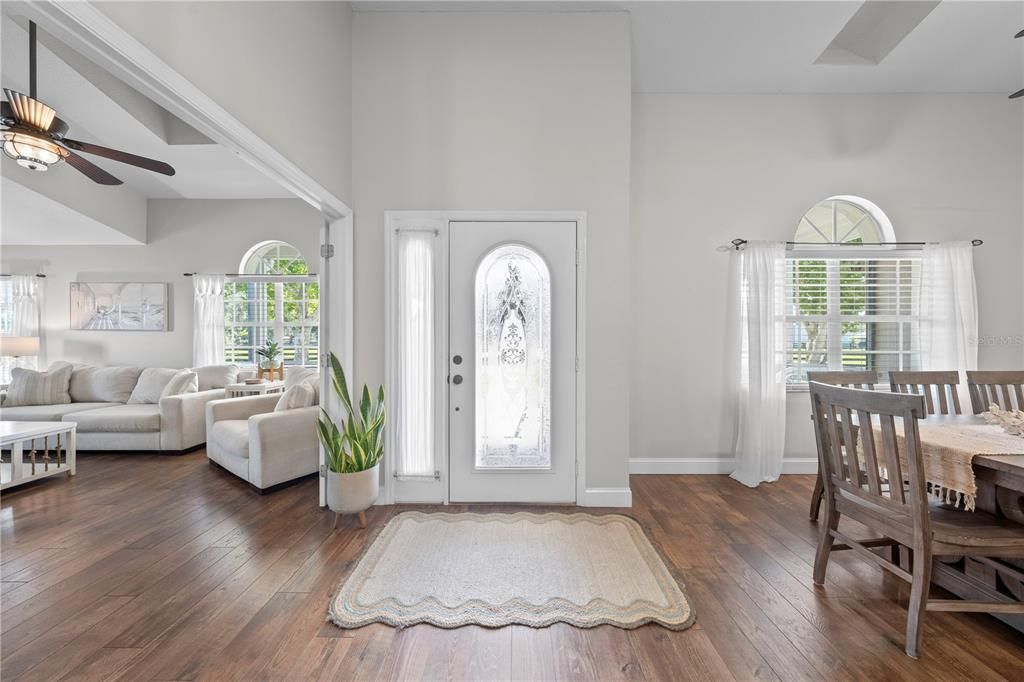 For Sale: $829,900 (3 beds, 2 baths, 2278 Square Feet)