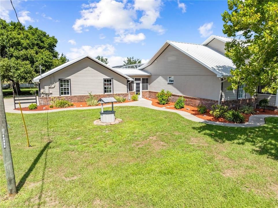 For Sale: $829,900 (3 beds, 2 baths, 2278 Square Feet)