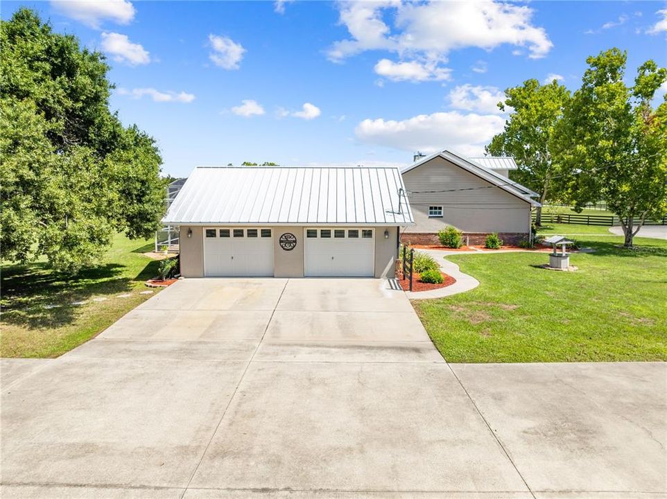 For Sale: $829,900 (3 beds, 2 baths, 2278 Square Feet)