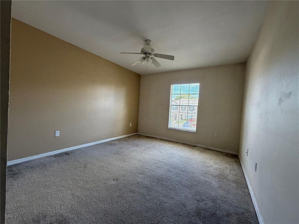 For Rent: $1,995 (3 beds, 2 baths, 1425 Square Feet)