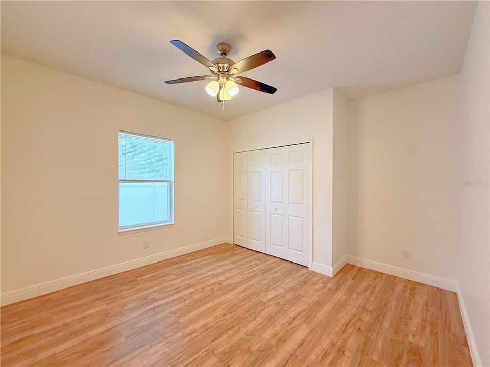 Activo con contrato: $409,000 (3 camas, 2 baños, 1730 Pies cuadrados)