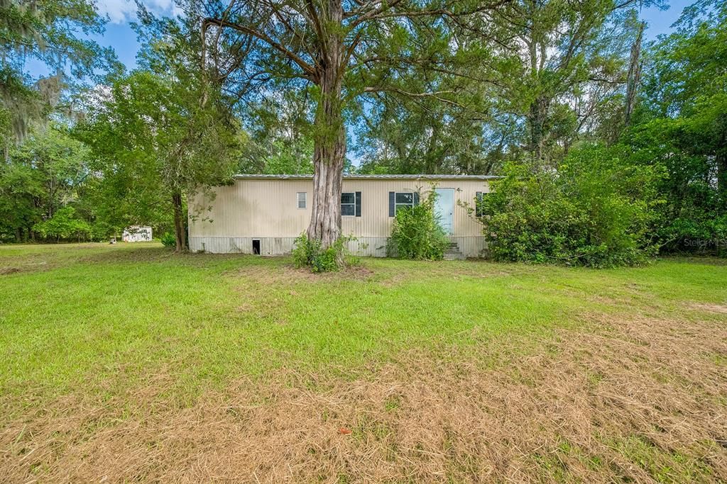 For Sale: $210,000 (2 beds, 2 baths, 644 Square Feet)