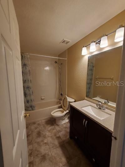 For Rent: $1,145 (2 beds, 2 baths, 1062 Square Feet)