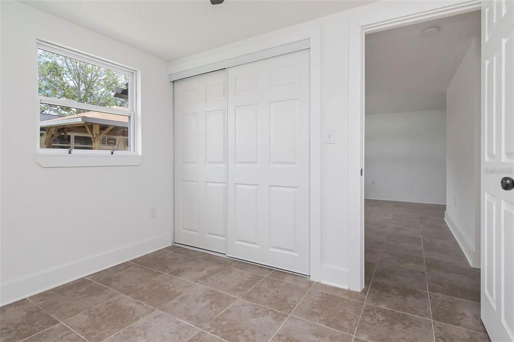 For Rent: $1,650 (2 beds, 1 baths, 650 Square Feet)