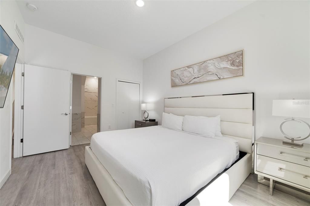 En Venta: $350,000 (4 camas, 4 baños, 1671 Pies cuadrados)
