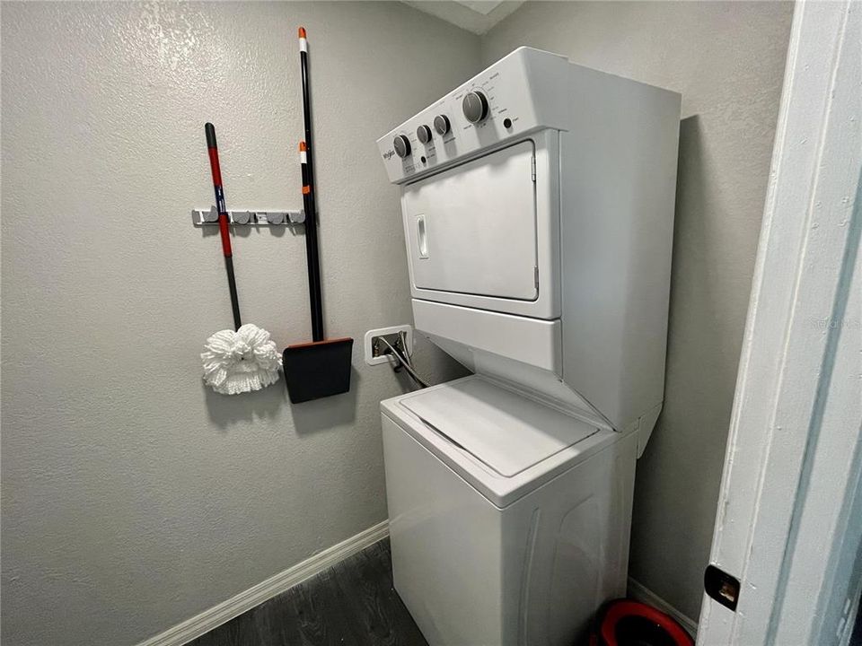 For Sale: $434,990 (17 beds, 0 baths, 1524 Square Feet)