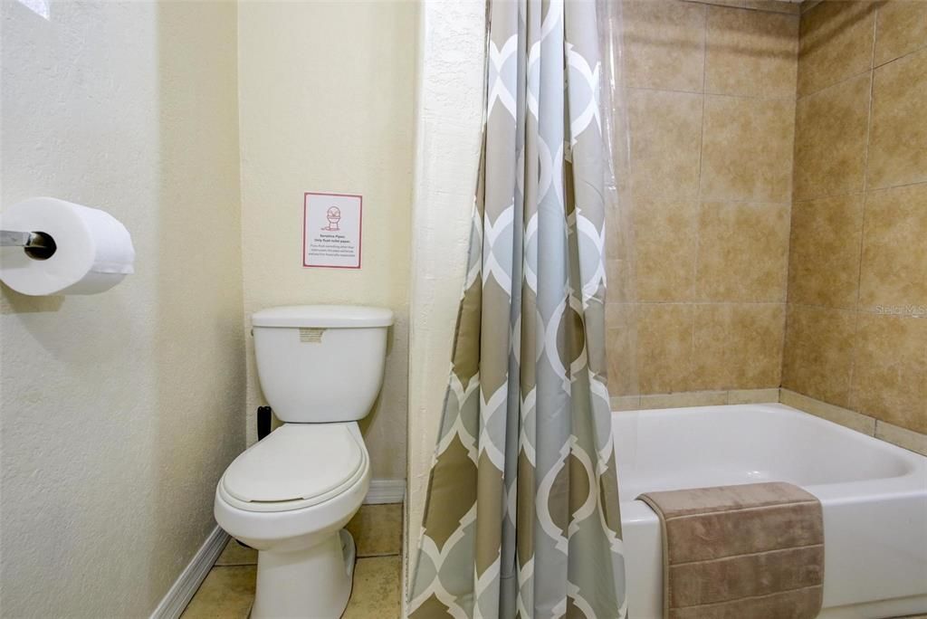For Sale: $434,990 (17 beds, 0 baths, 1524 Square Feet)