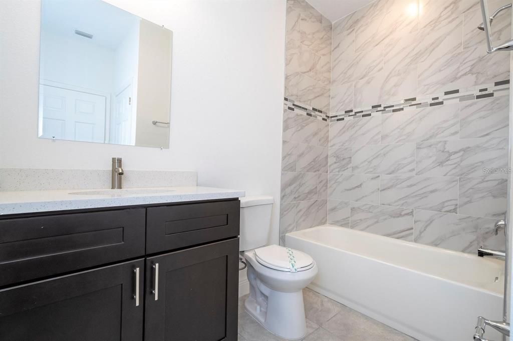 For Rent: $1,900 (3 beds, 2 baths, 1514 Square Feet)