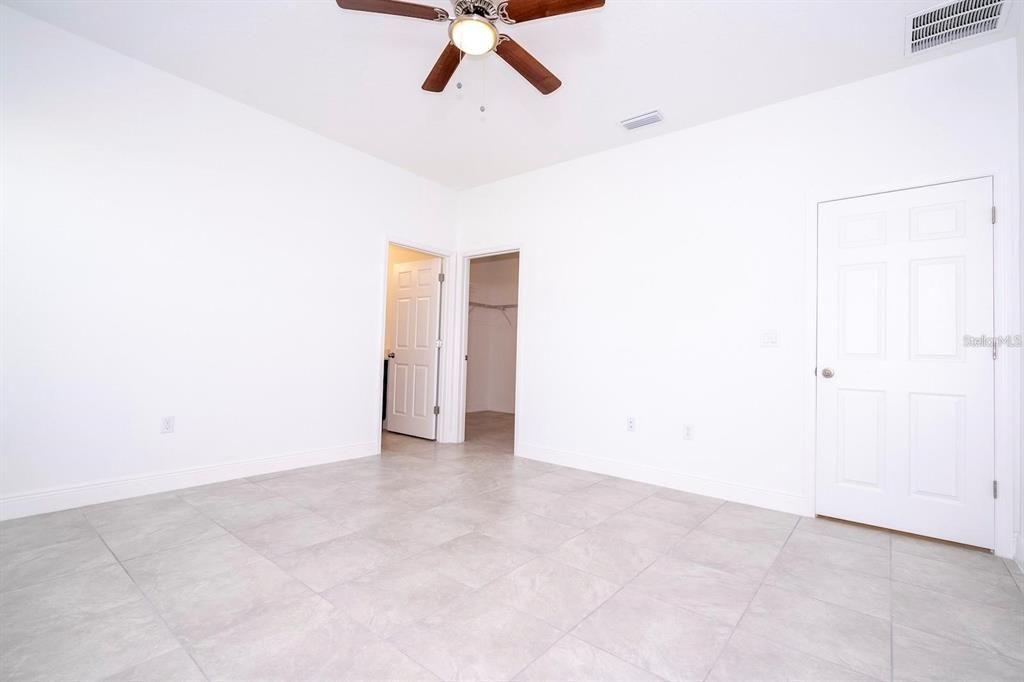 For Rent: $1,900 (3 beds, 2 baths, 1514 Square Feet)