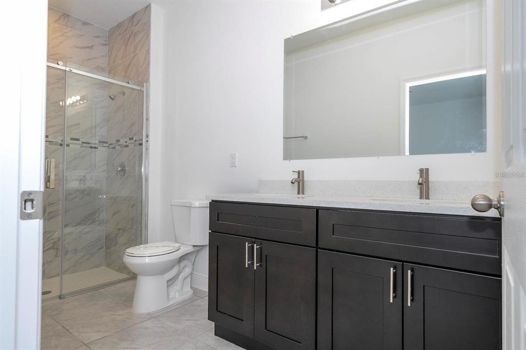 For Rent: $1,900 (3 beds, 2 baths, 1514 Square Feet)