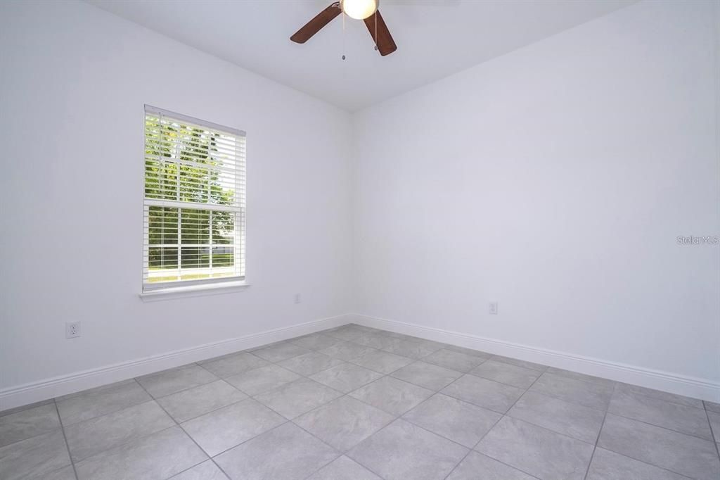 For Rent: $1,900 (3 beds, 2 baths, 1514 Square Feet)